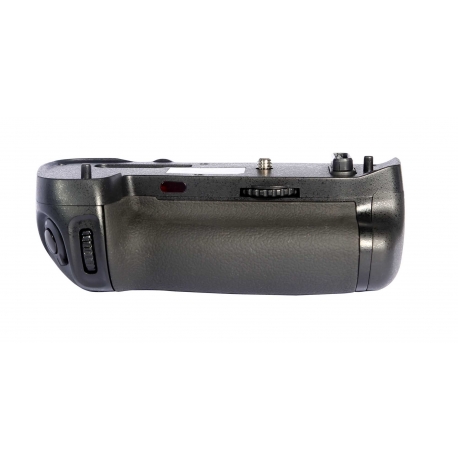Phottix BG-D750 Battery Grip for Nikon D750 (MB-D16)