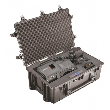 Peli 1650 Black case with foam